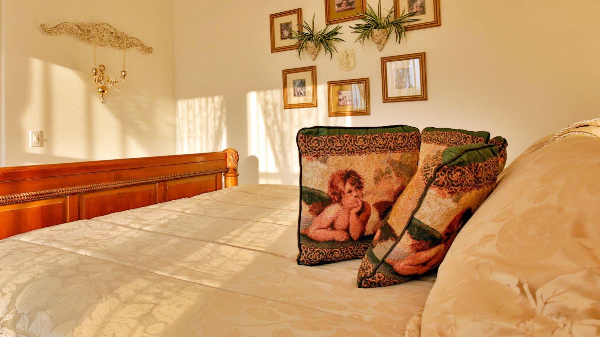 Dreamkatchers Lake Powell Bed & Breakfast Big Water Extérieur photo